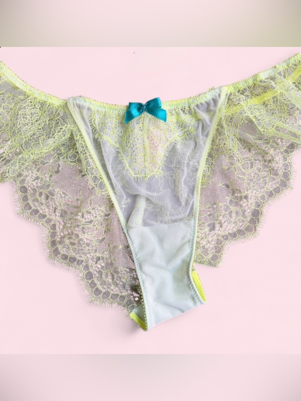 Victoria’s Secret Very Sexy Neon Lace‎ Panty NWT 2013 Fashion Show Lim Edition L